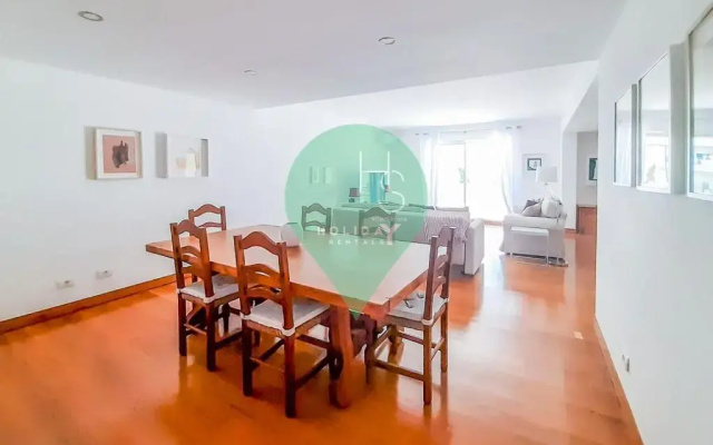 L9 Incrível e espaçoso apartamento de dois quartos