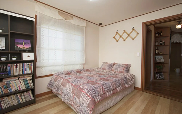 Jeju Tteul Anae Pension