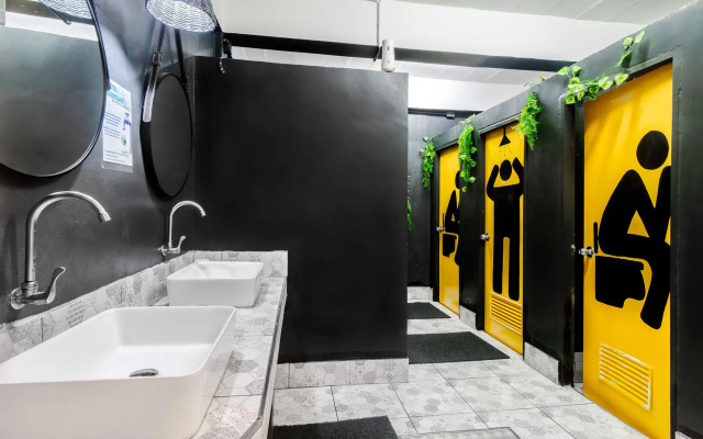 See Sea Backpackers House Hostel