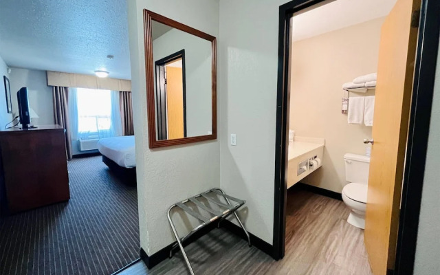 Super 8 Grande Prairie