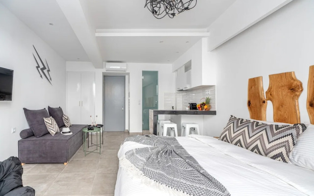 Mythos Luxury Suites