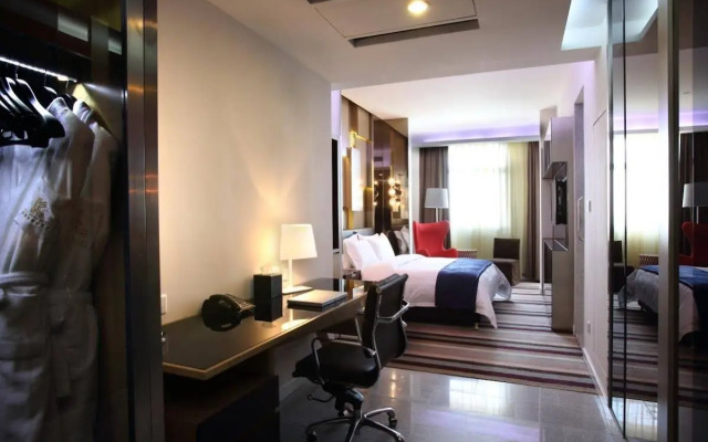 Qingdao Jinfuyue Hotel (Heilongjiang Middle Road Oriental City Branch)