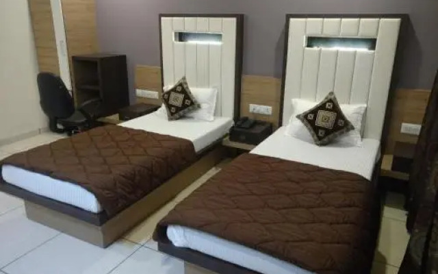 Hotel Anand Corner