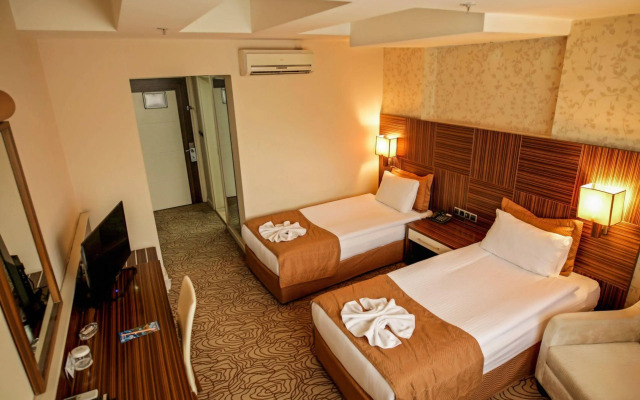 Grand Denizli Hotel