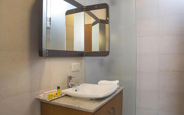 FabHotel First Star HUDA Metro