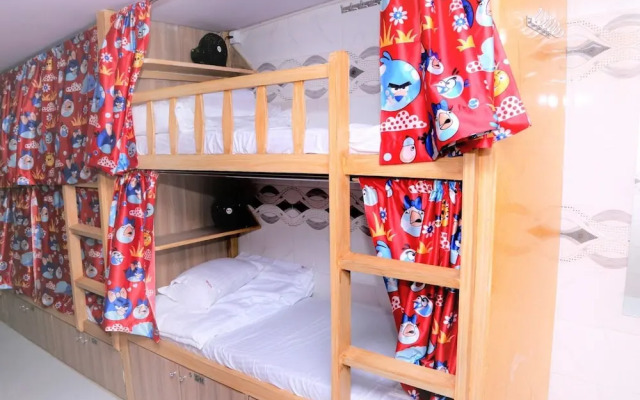 Delta Dormitory - Hostel