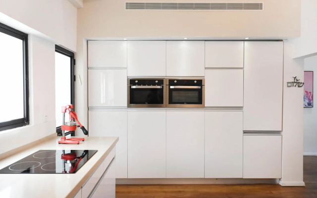 Serene 2BR in Dizengoff Square by HolyGuest