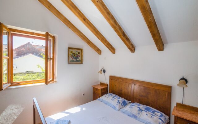 House Sanda