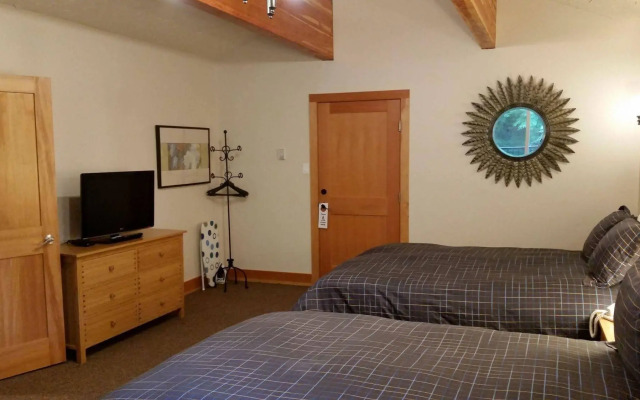 The Lodge At Skeena Landing