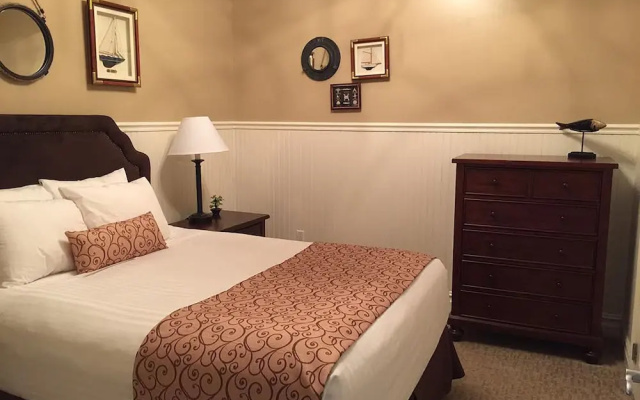 Riverwalk Place Resort & Spa