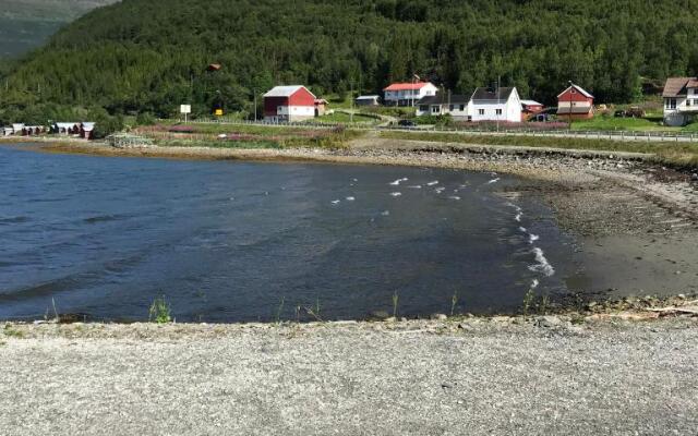 Løkvollstranda camping As