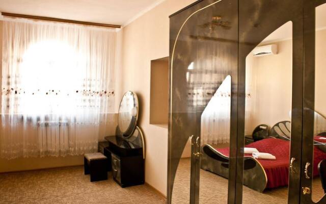 Отель «Дельта»