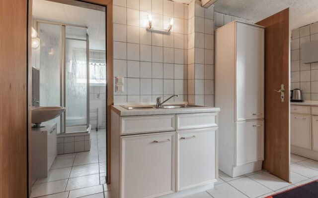 Cosy Flat in Niepars With Garden