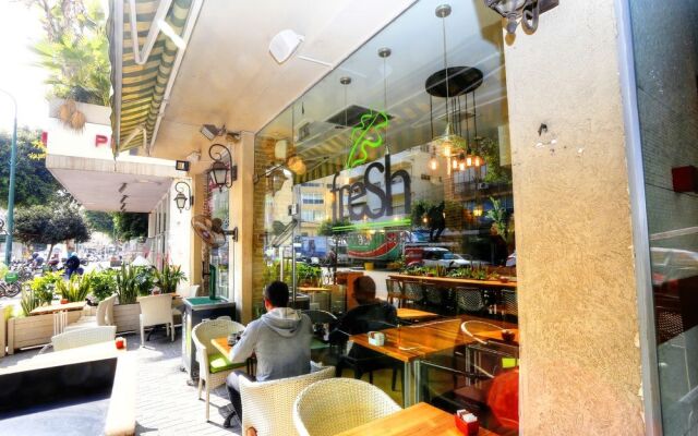 TLV Apartment 77