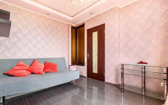 Апартаменты на бульваре Комарова 12/1