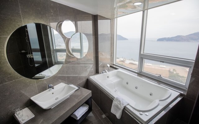 Ramada Suites Geoje