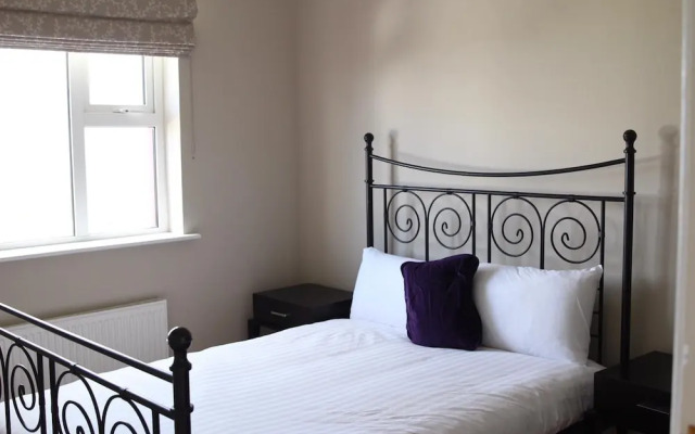 Atlantic Rose Cottage