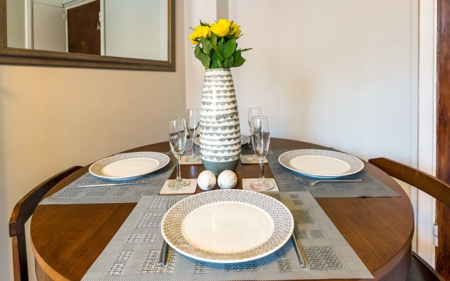 Warm and welcoming Home in Putney