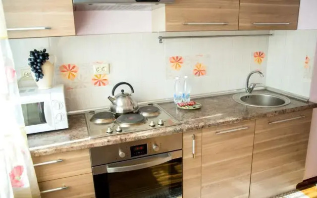 AHome 09 at Balzak str