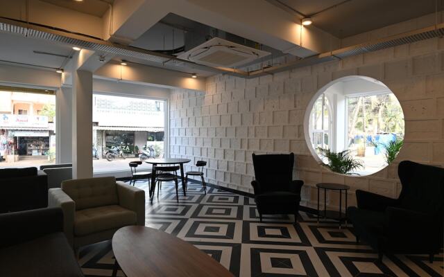 Bedzzz Xclusiv Morjim, Goa By Leisure Hotels