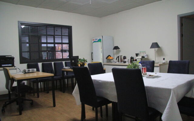 Athenae Hotel