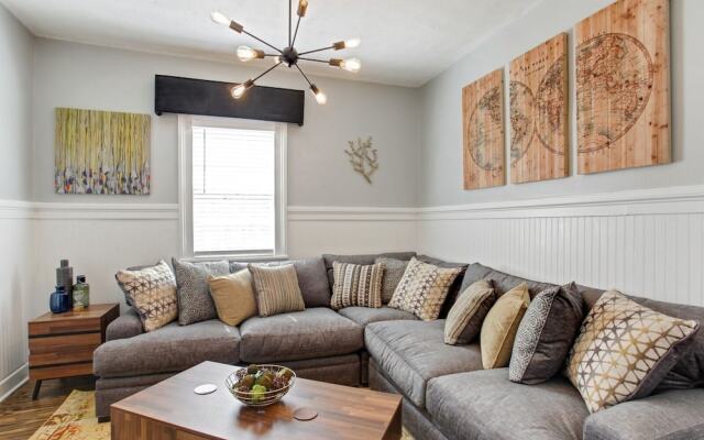 1202 Savannah - 4 Br Home