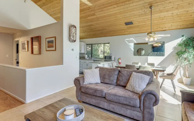 2 Decks! Pet-friendly Lake Arrowhead Cabin