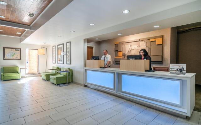 Holiday Inn Express Hotel & Suites ELKINS by IHG