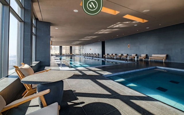 Luxury Studio - Revolution Monument View - Gym