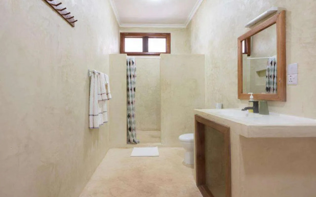 Aquamarina Hotel