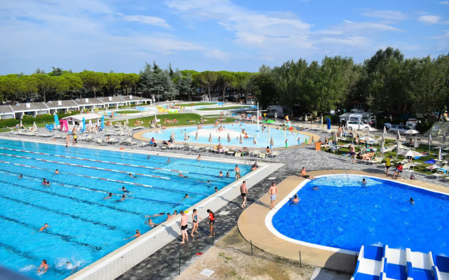 Club Del Sole Marina Julia Family Collection