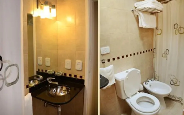 Saint James Hotel La Plata