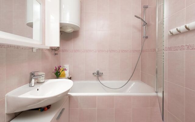 Exclusive apartment Bugenvila