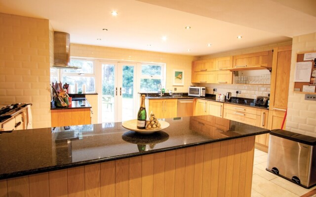 Bayview House - 4 bedroom - Llanmadoc