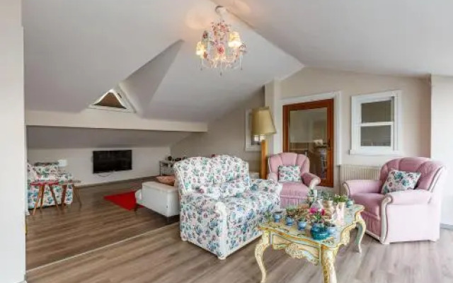 Luxurious Waterfront Mansion with Amazing Bosphorus View