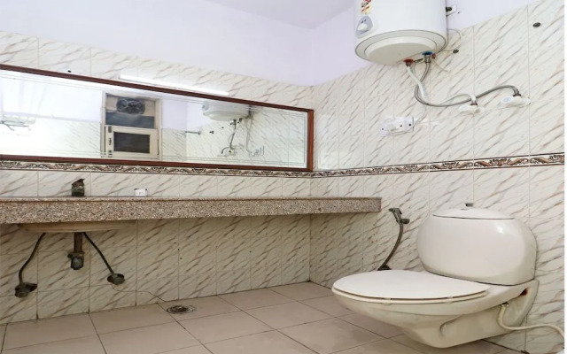 Oyo 708 Hotel Sanjeevni