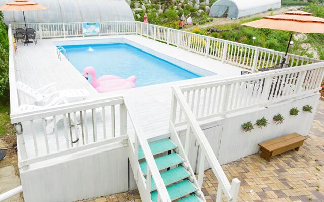 Ganghwa Herb Land Guesthouse
