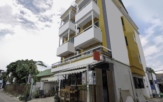 OYO 983 The Private Hotel