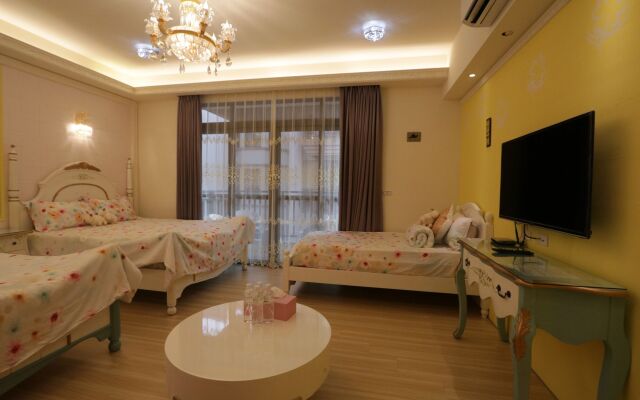 Lucent Bed & Breakfast