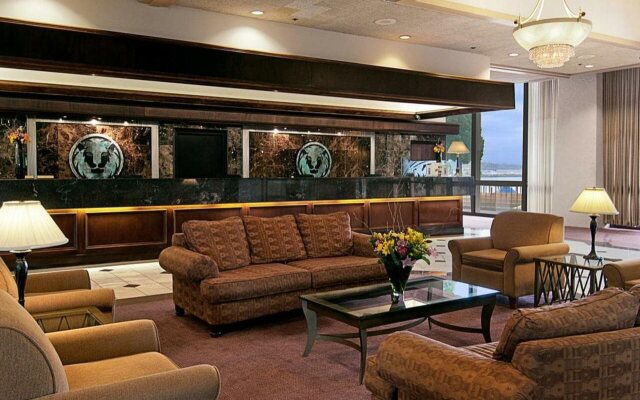 Holiday Inn Portland - Columbia Riverfront by IHG