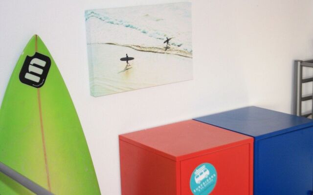 Surf Riders & Co - Surf Camp Moinhos