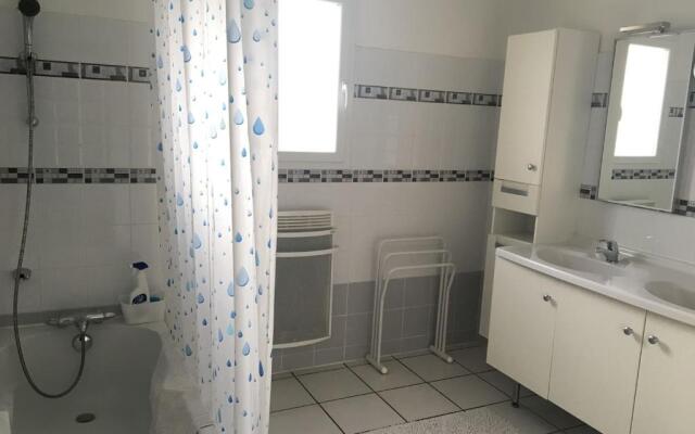 MDS16 : Villa 4 pièces 6 couchages NARBONNE PLAGE