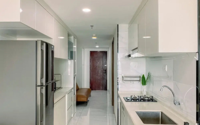 Tranquil Living 3BR Apartment Sky House BSD