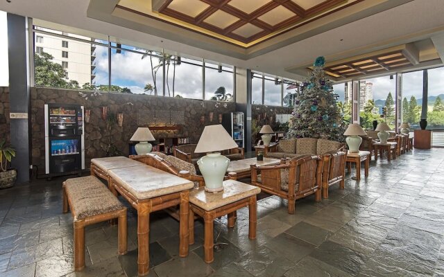 Island Colony by Hawaii Ocean Club