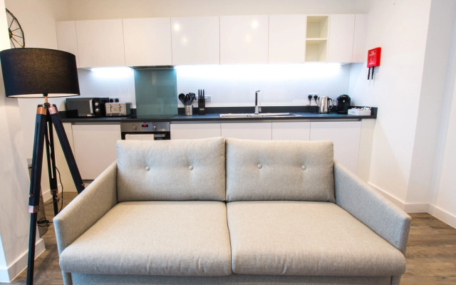 Reading by Charles Hope