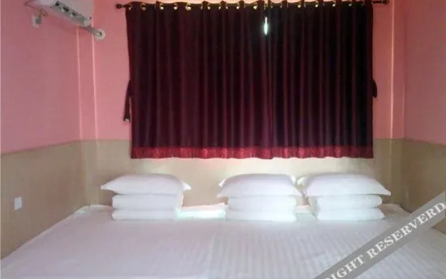 Rongcheng Jiazhou Express Hotel