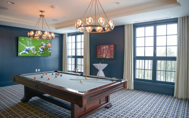 Delamar West Hartford