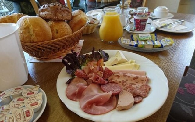 Gästehaus Café Heck