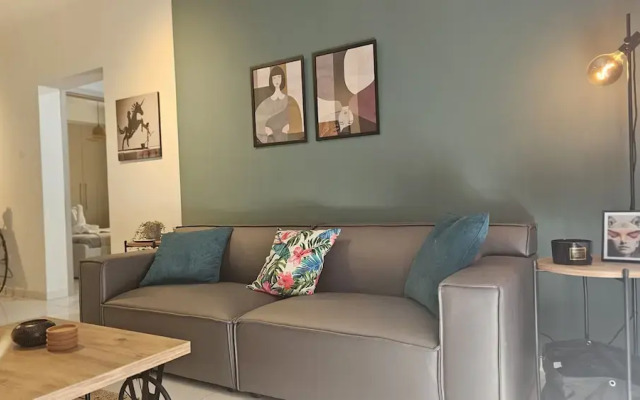 151 NIC - Stay Art Style Apartment