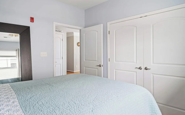 Grande Getaway Walking Distance to the Beach